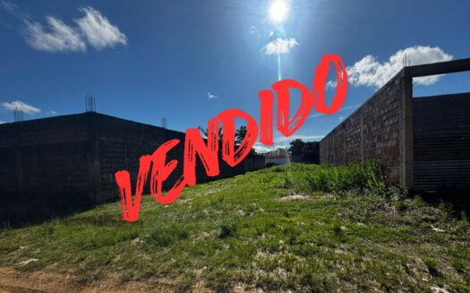 Av. Madre de dios c/ tambopata Lote de 225 m2